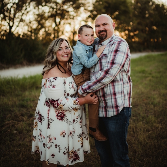 Meet your Posher, Jess - Picture 2 of 4